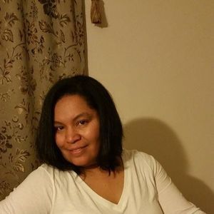 Meet your Posher, Yvette